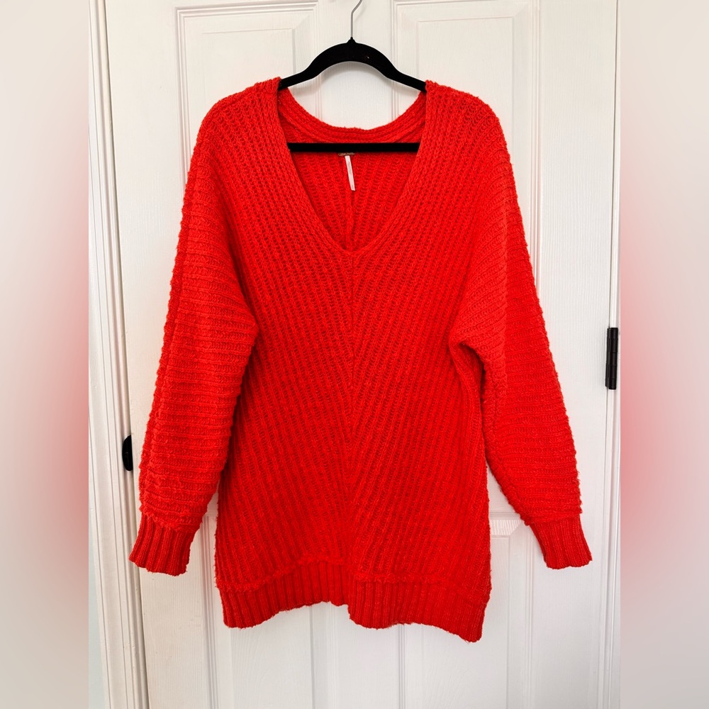 Free people❤️sunset V neck, red-orange, sweater-tunic,size small